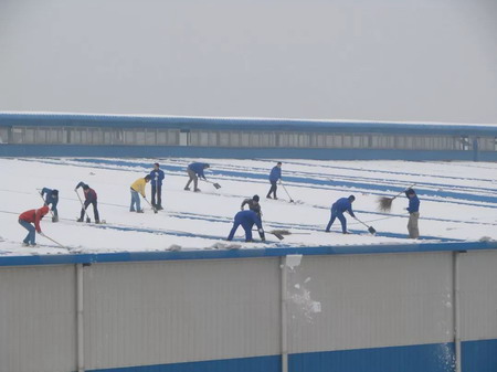 钢结构厂房的除雪方法