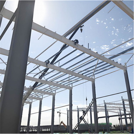 优化钢结构厂房的风荷载性能