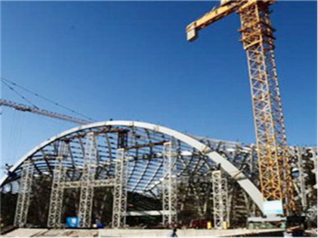 钢结构场馆屋面施工的规定